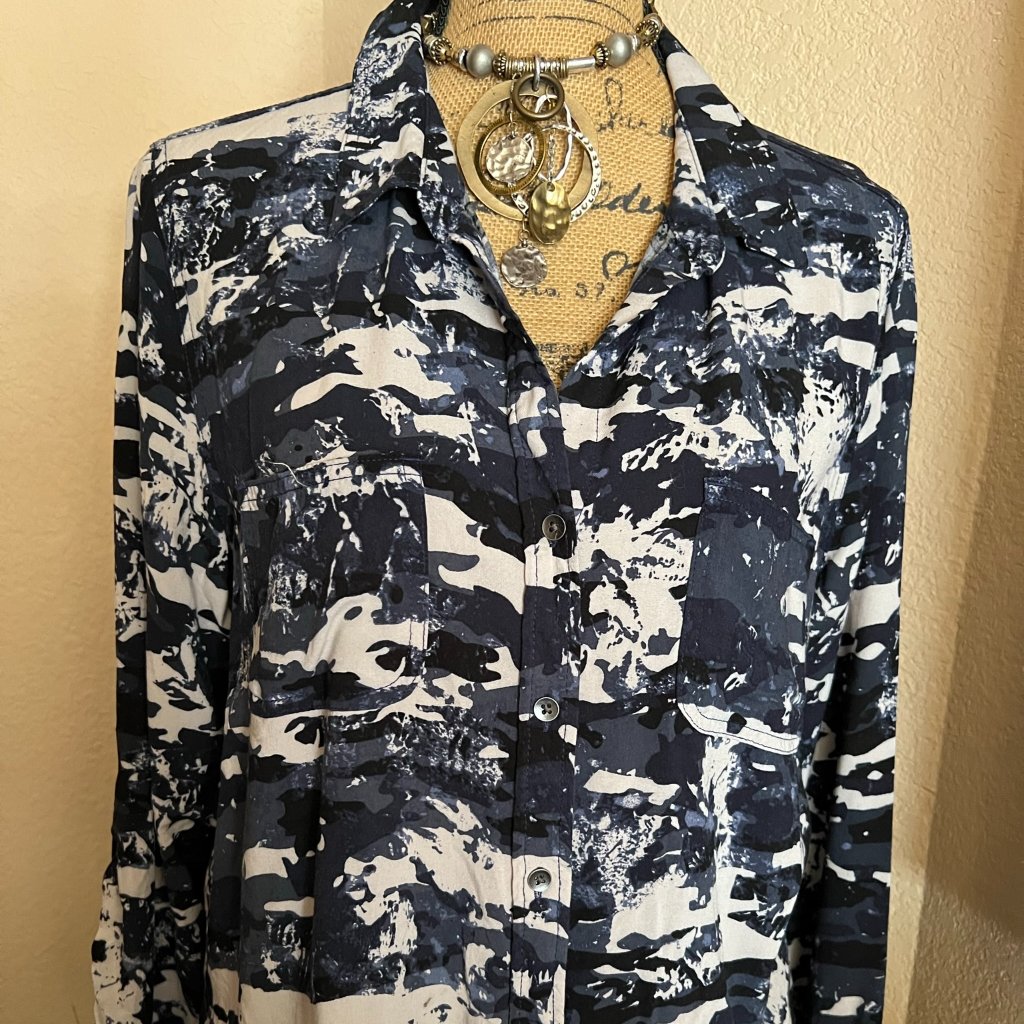 Rock & Republic Navy, Black & White Collared Blouse